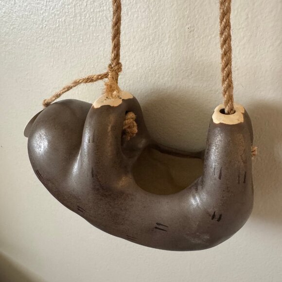 Ceramic Hanging Sloth Planter Pot with Jute Rope in Brown NWT - Picture 8 of 9